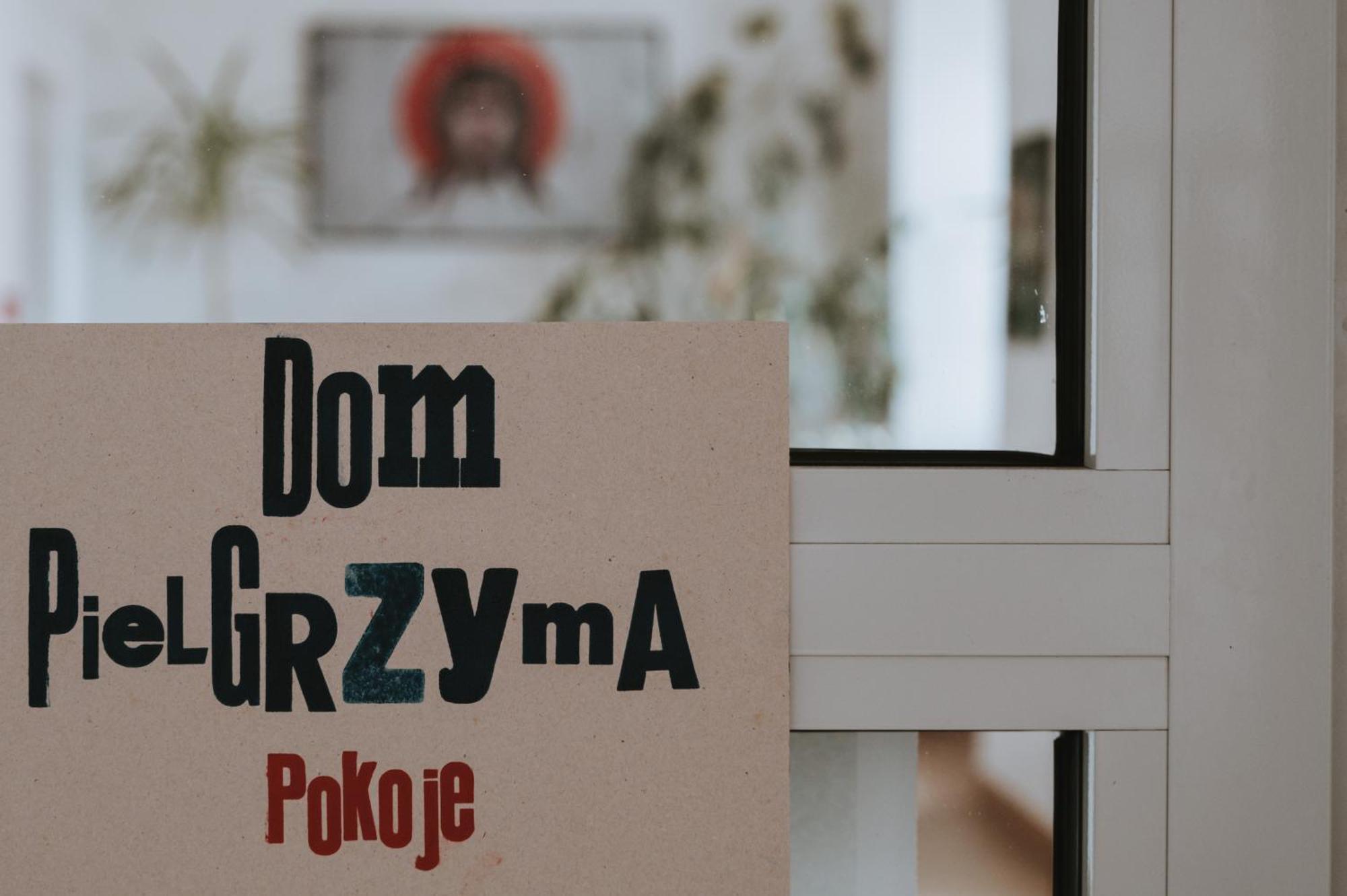 Pokoje Goscinne Domu Pielgrzyma W Supraslu Экстерьер фото